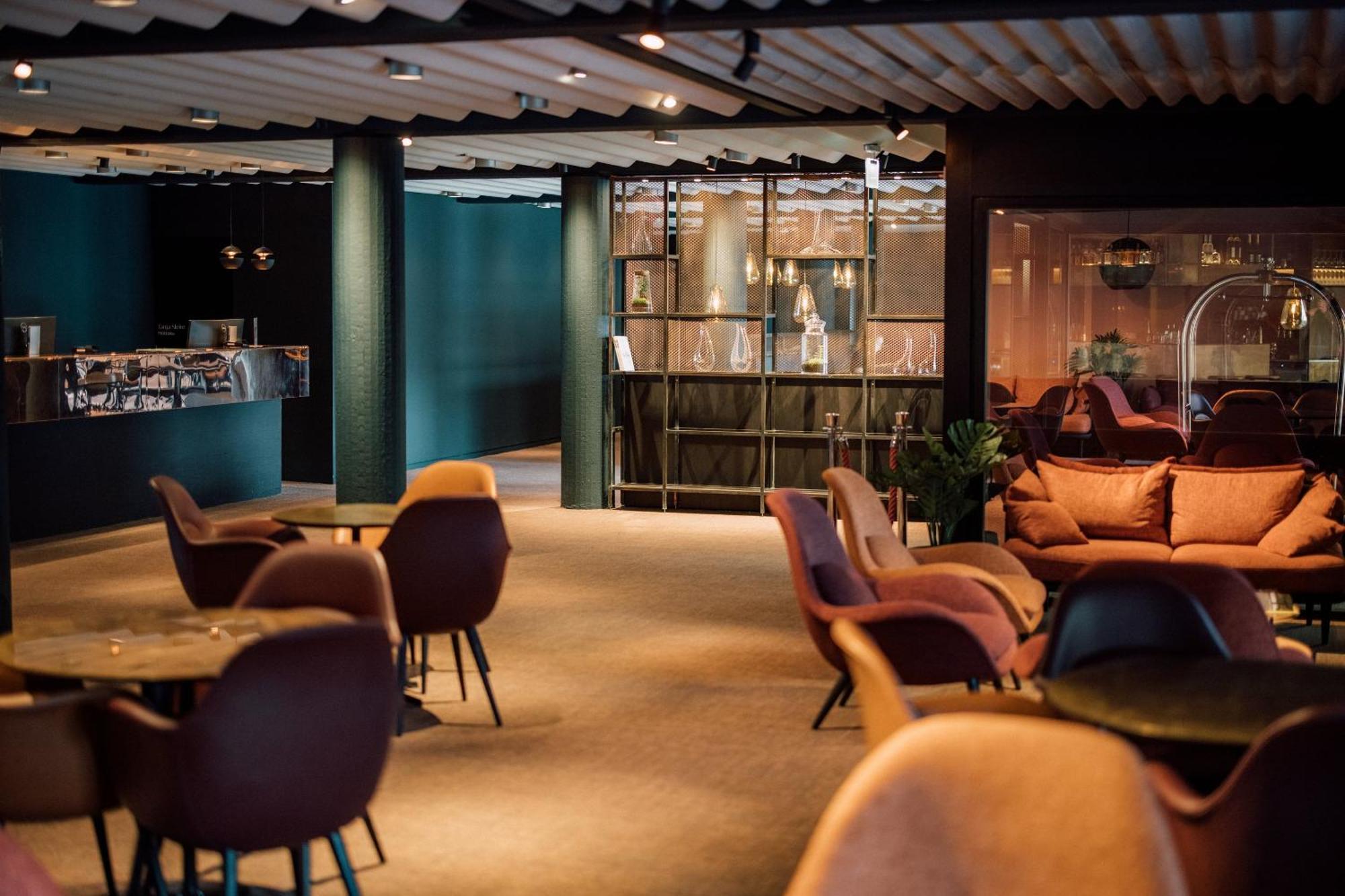 Hotel Foroyar Tórshavn Екстериор снимка