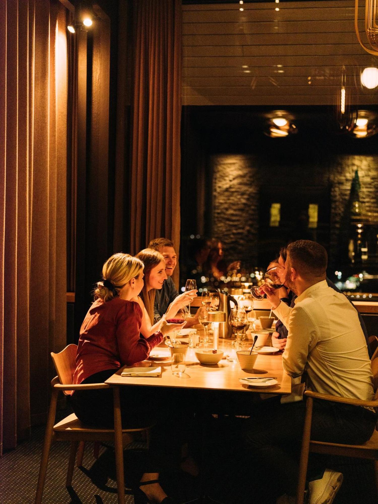 Hotel Foroyar Tórshavn Екстериор снимка