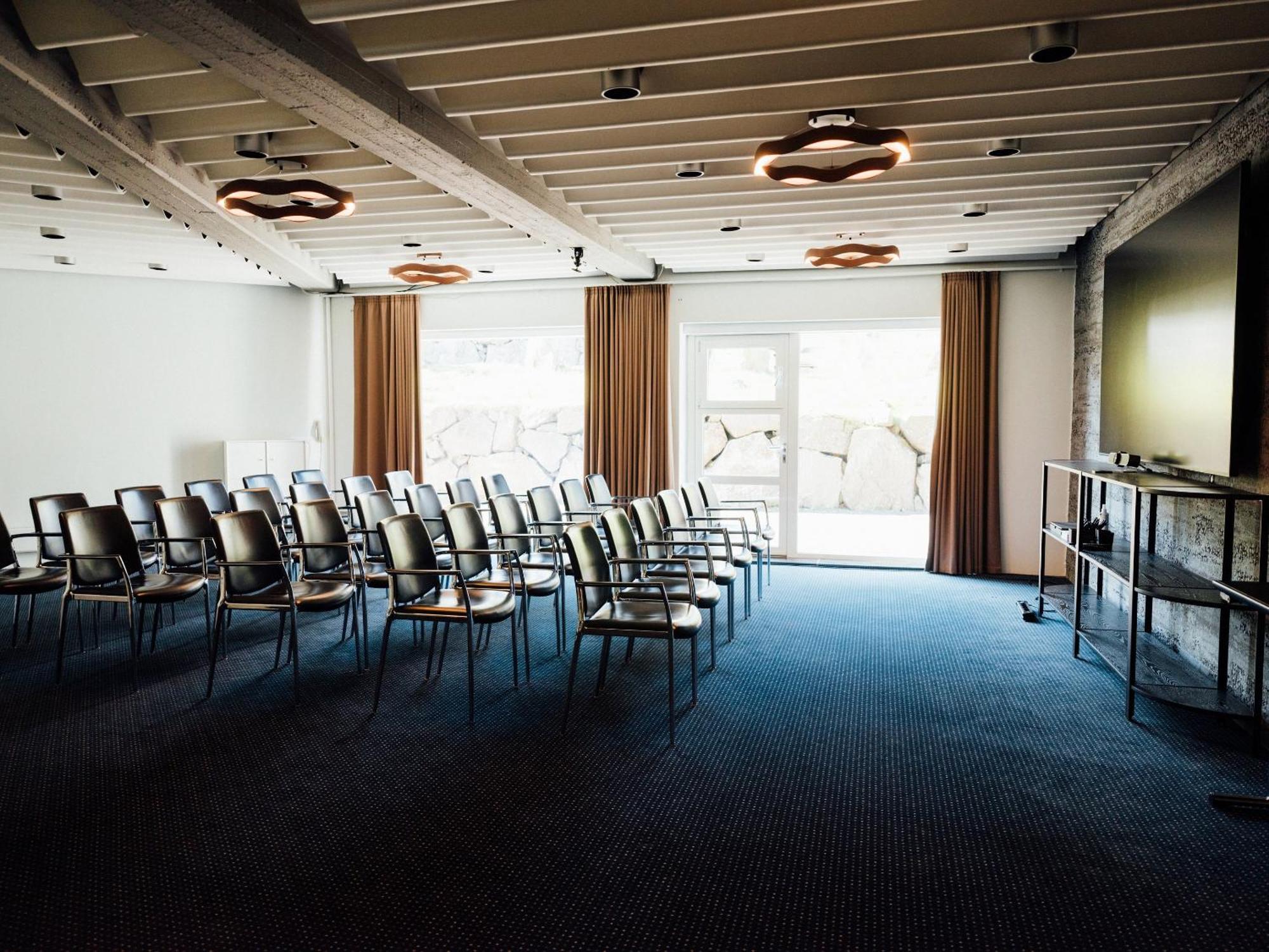 Hotel Foroyar Tórshavn Екстериор снимка