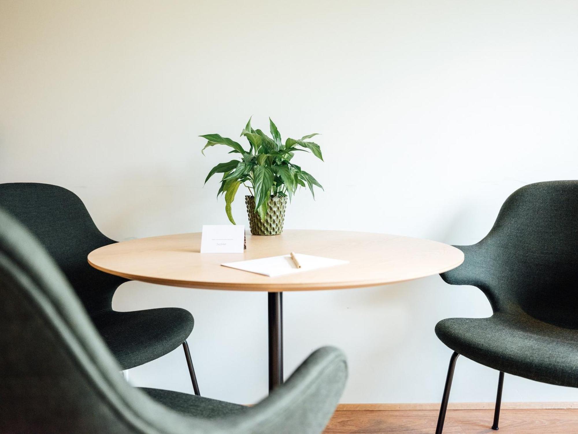 Hotel Foroyar Tórshavn Екстериор снимка