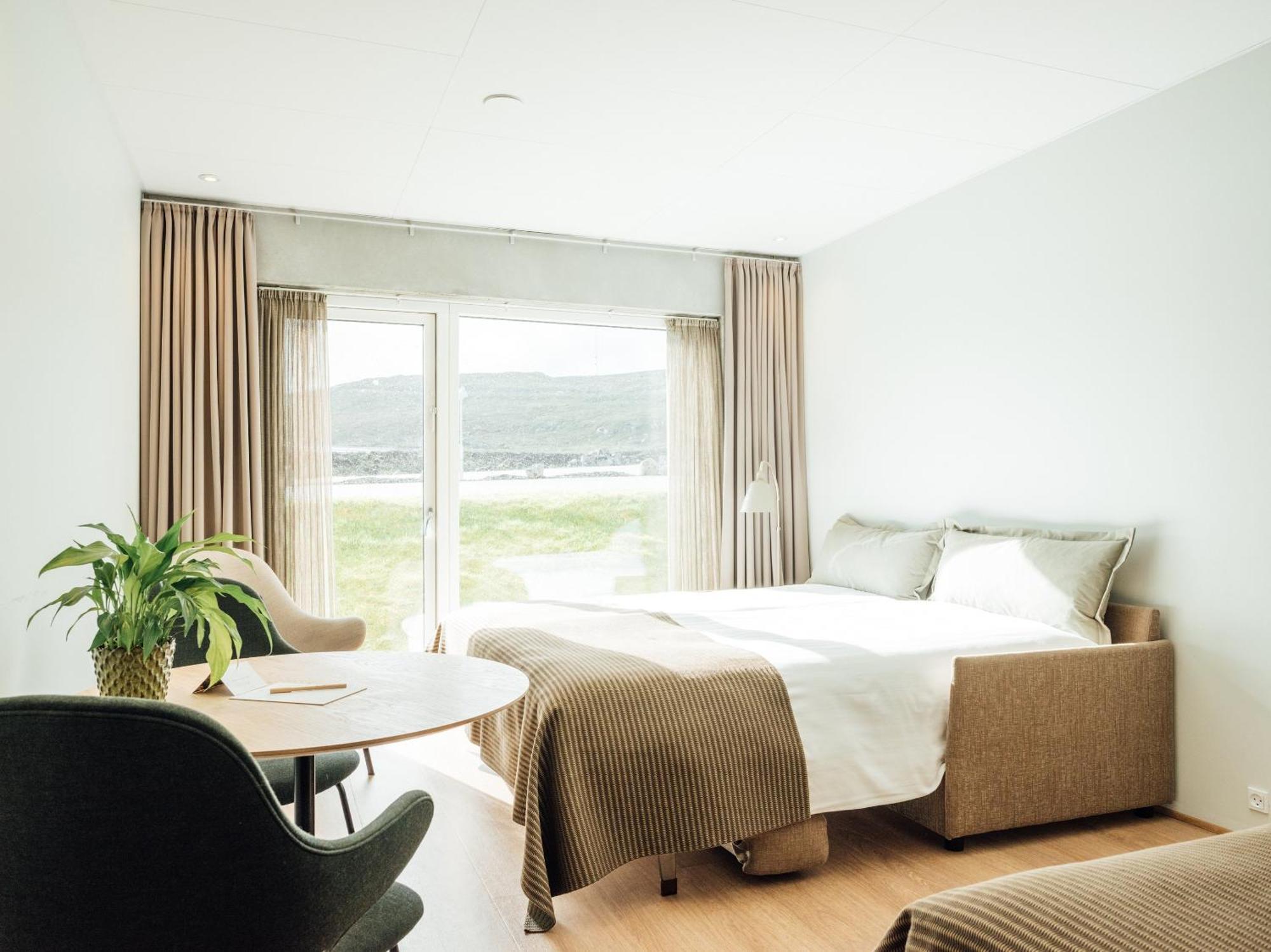 Hotel Foroyar Tórshavn Екстериор снимка