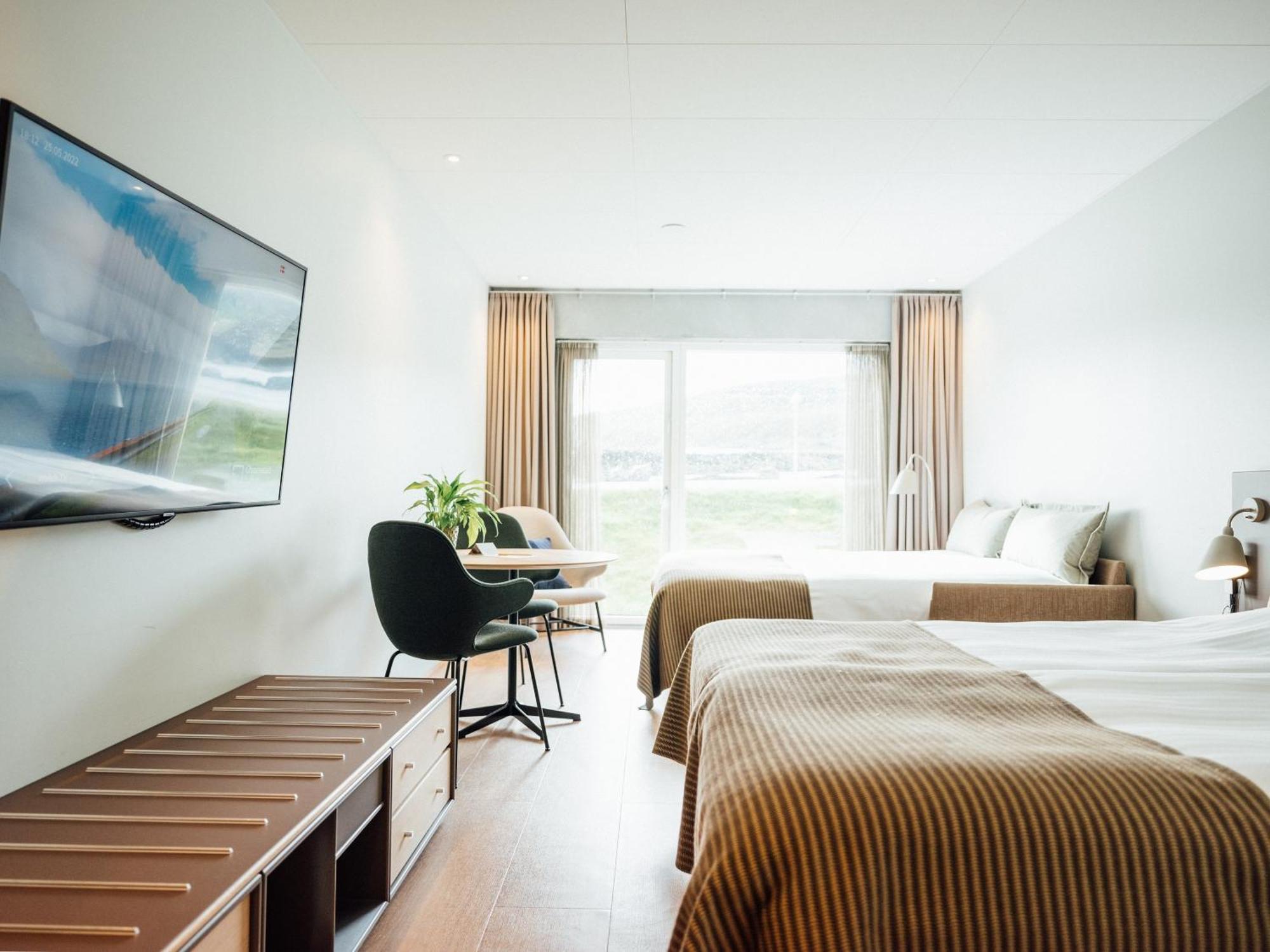 Hotel Foroyar Tórshavn Екстериор снимка