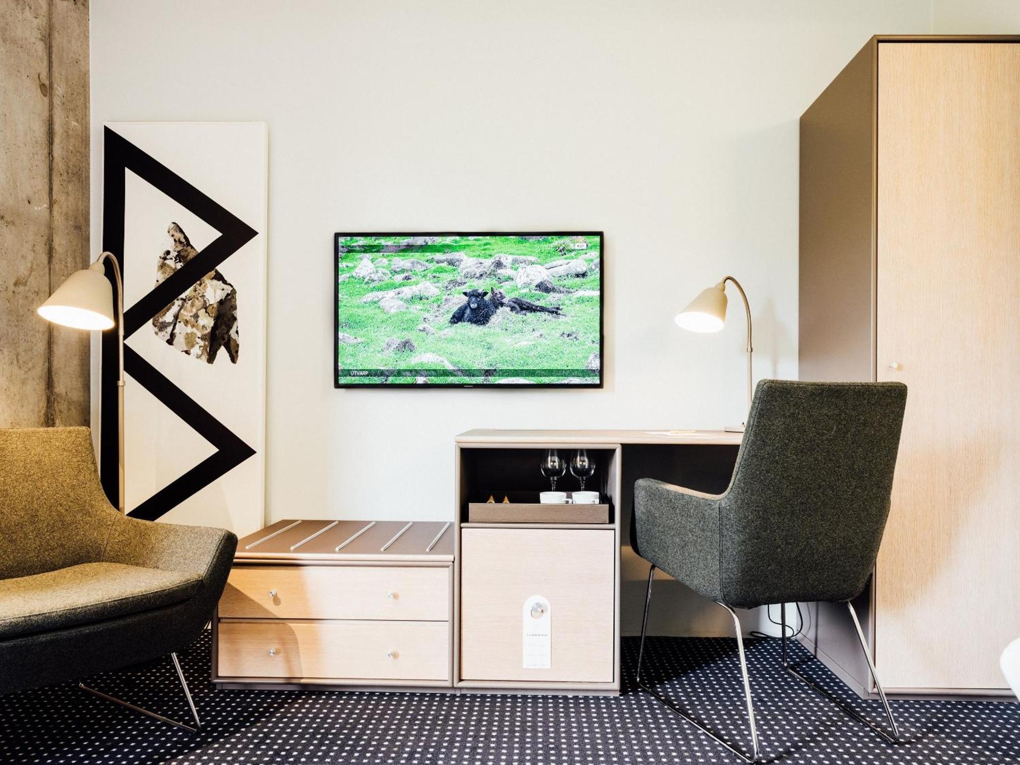 Hotel Foroyar Tórshavn Екстериор снимка